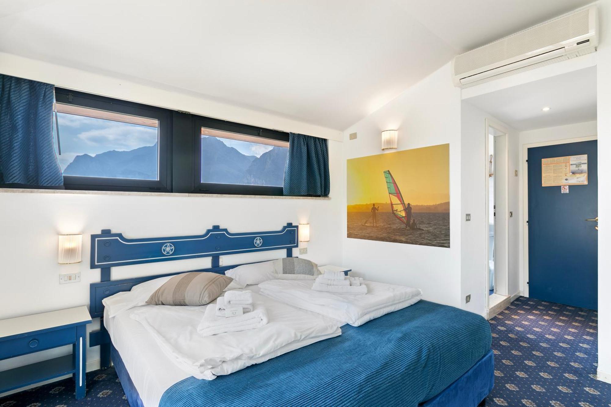 Bike & Wind Hotel Villa Maria Torbole Sul Garda Екстер'єр фото