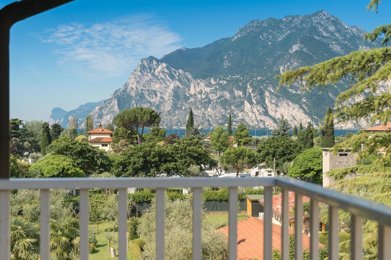 Bike & Wind Hotel Villa Maria Torbole Sul Garda Екстер'єр фото